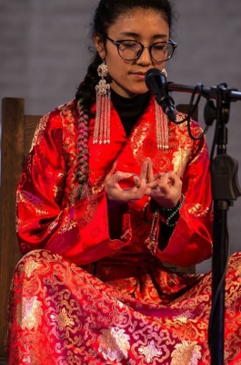 Dakini Drukmo Gyal - Gesang